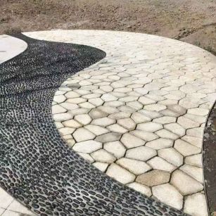 攀枝花 黄金麻冰裂缝室外铺装效果完美展示