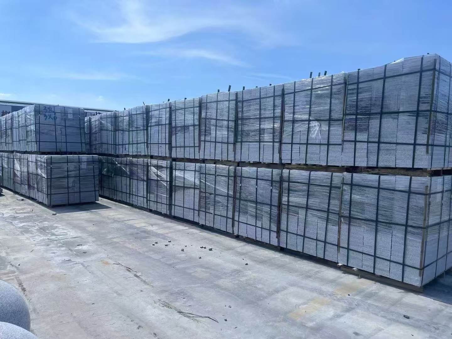 攀枝花 芝麻白火烧成品300*600地铺料，大量现货，物美价廉