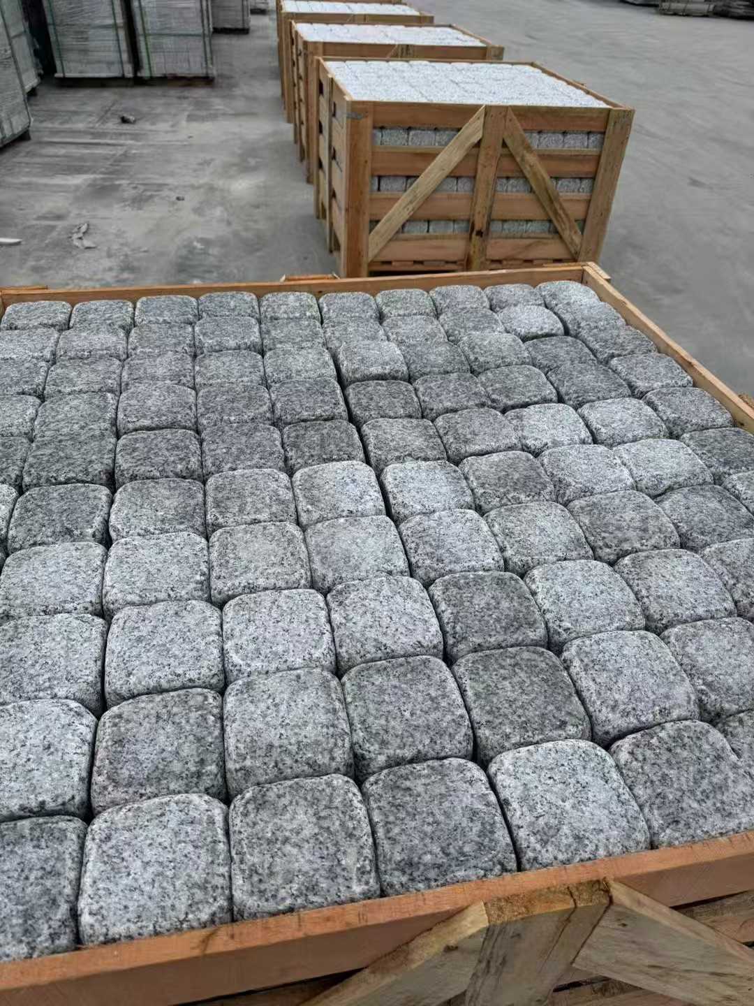 攀枝花 园林景观滚石