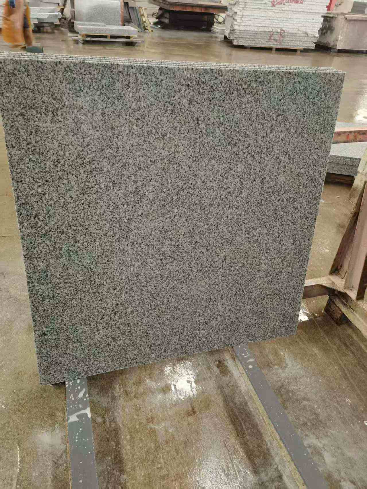 攀枝花 芝麻白光面900*900，高地铁标准